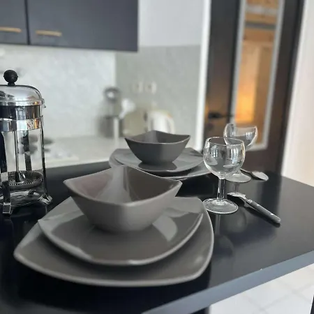 Jolie Studio Centre De Apartment *