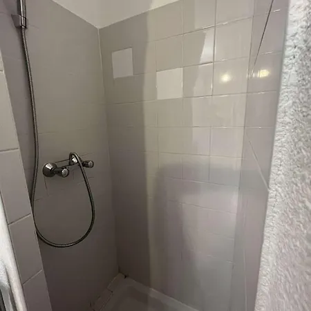 Jolie Studio Centre De